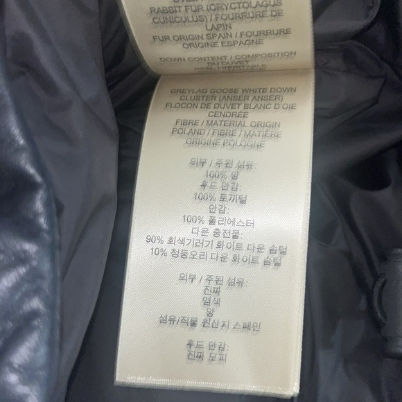 Burberry Detachable Sleeve Hooded Puffer Jacket- Lamb Leather - Picture 15 of 15